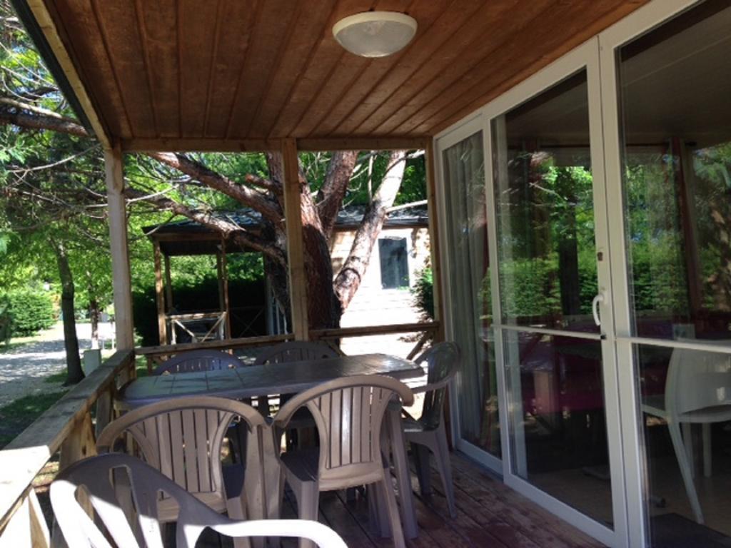 Camping La Chesnays Hotel Vendays-Montalivet Bagian luar foto